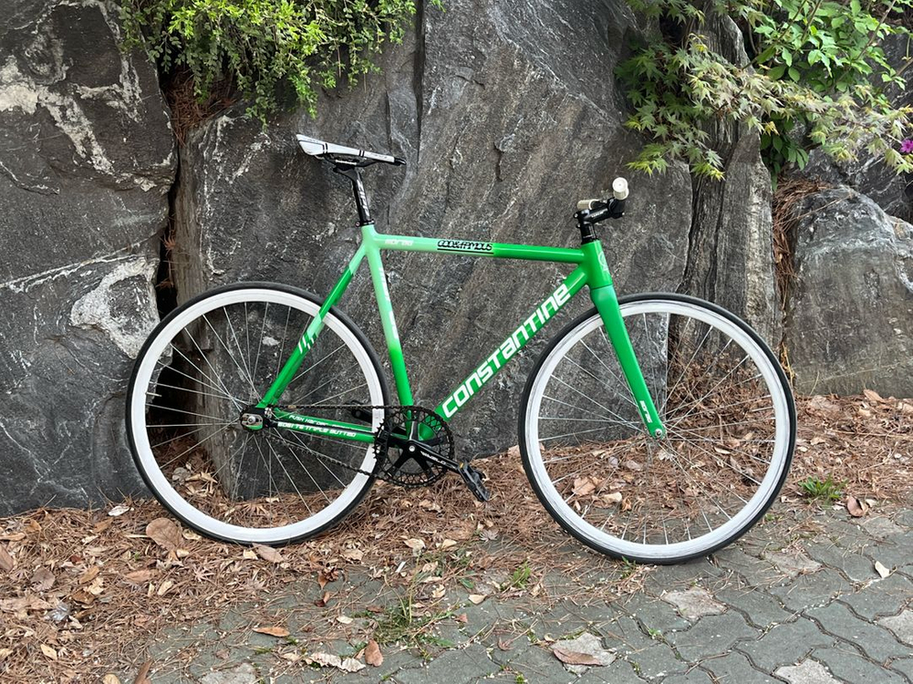 콘스탄틴 버나드 2018 픽시 이미지