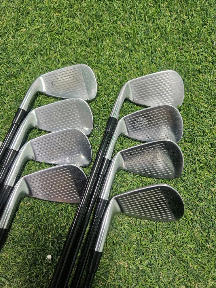 미즈노 JPX800 카본 8아이언 세트 판매합니다. 이미지