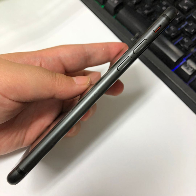 아이폰8 128GB 블랙 중고폰 배터리100% (카메라무음) 기능정상 204098 이미지