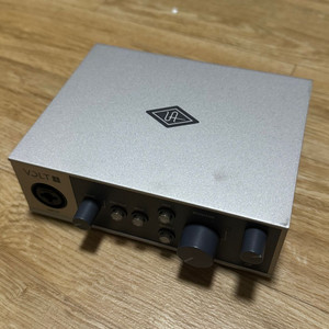 유니버설 오디오 Volt 1 볼트 1 오인페 (스칼렛) 이미지