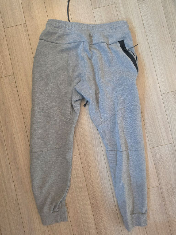 나이키 테크팩 m사이즈바지 판매해요 이미지