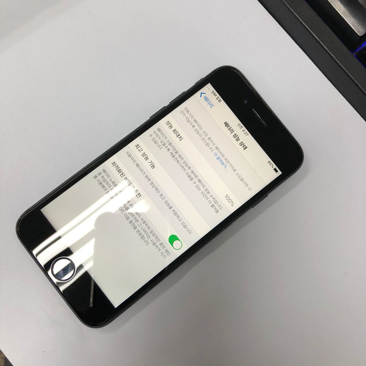 아이폰7 128GB 블랙 중고폰 배터리100% 카메라폰 기능정상 111367 이미지