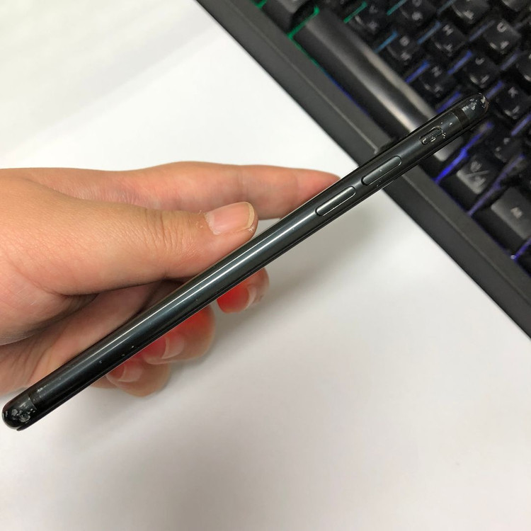 아이폰7 128GB 블랙 중고폰 배터리100% 카메라폰 기능정상 111367 이미지