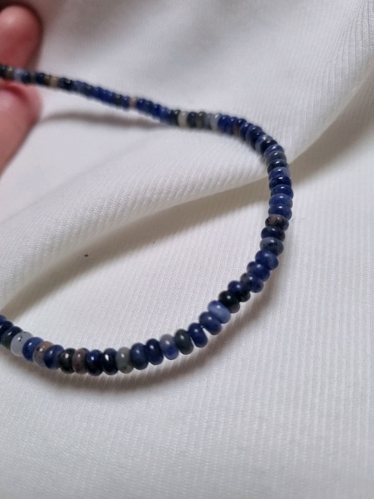 천연 소달라이트 론델 원석 목걸이 티셔츠 이미지