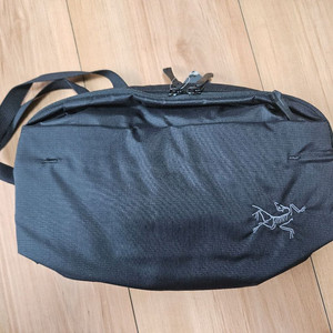 아크테릭스 헬리아드 6 블랙 새상품 이미지