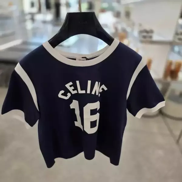 셀린느 여성 반팔 티셔츠 이미지