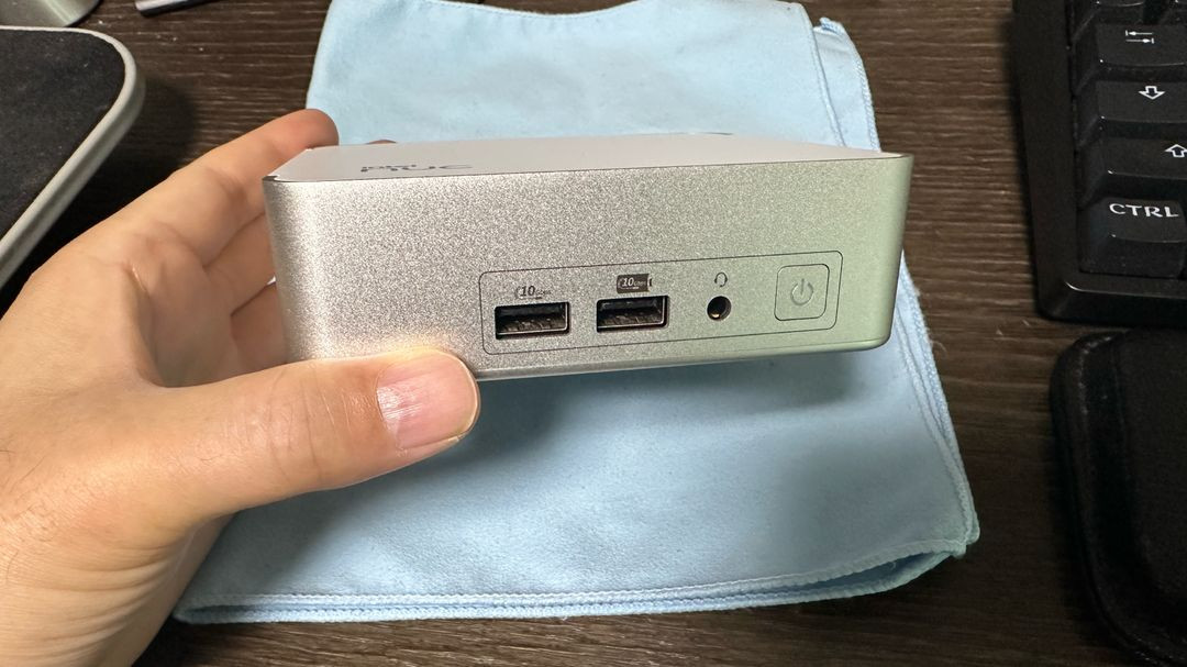 인텔 NUC13 Pro NUC13VYKI7 비비드캐년 한정판 미니PC 이미지