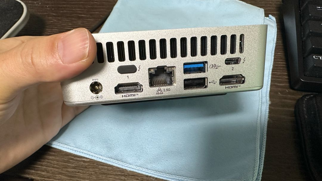 인텔 NUC13 Pro NUC13VYKI7 비비드캐년 한정판 미니PC 이미지