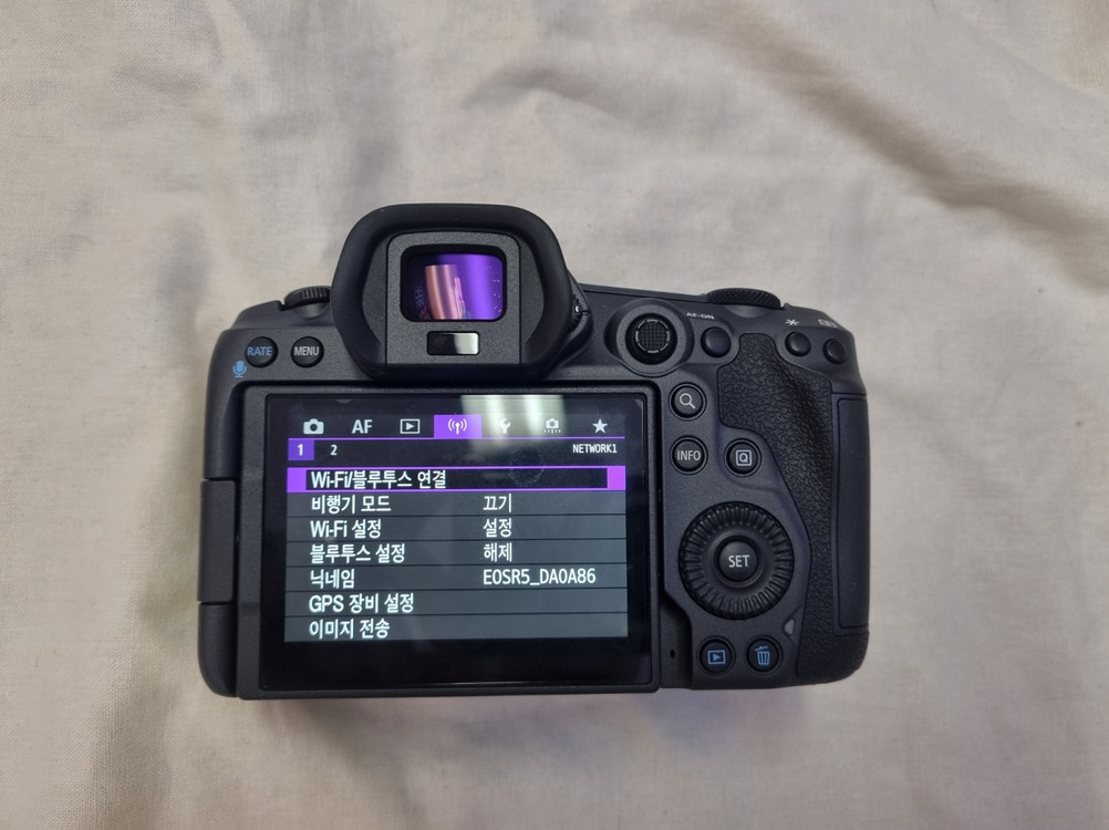 보증남고 컷수적은 캐논 EOS R5 미러리스 카메라 이미지