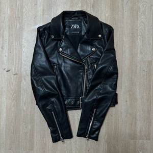 자라 여성 더블 라이더 크롭 가죽자켓 XS/85 이미지