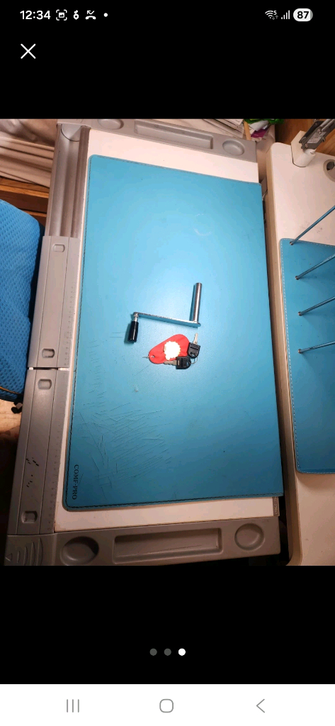 컴프프로 책상 슈퍼 1400화이트 518의자 풀세트. 팝니다 이미지