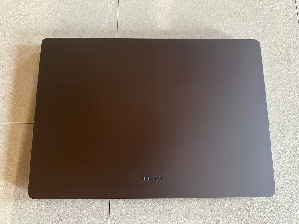 2026 삼성 갤럭시북6 울트라 Rtx5070 새제품 원가583만원 NT960UJH-XD72Y. 거의 새것 이미지