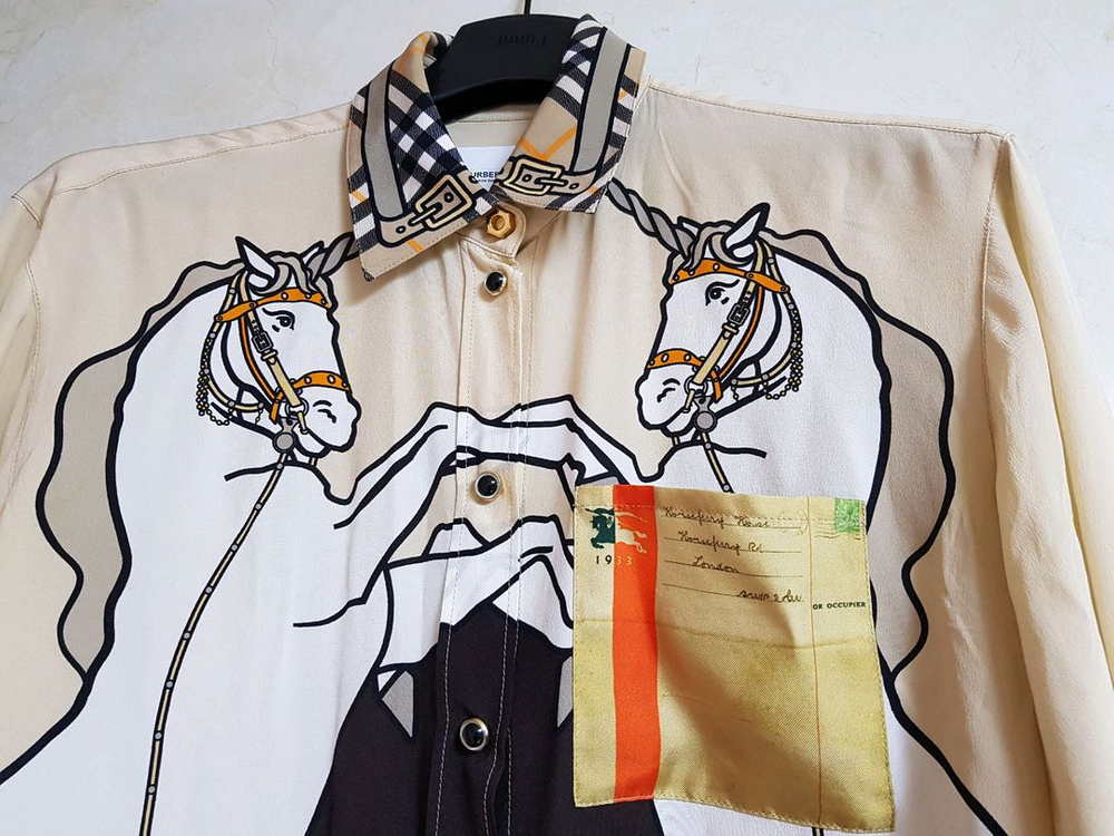 버버리 런웨이 유니콘 실크 셔츠 이미지