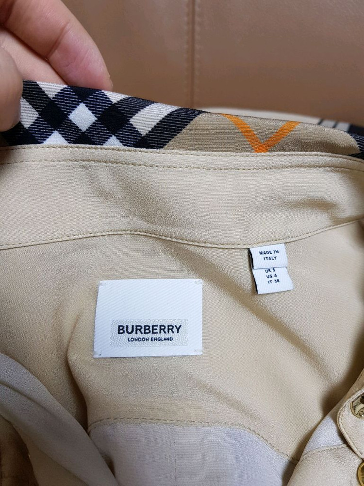 버버리 런웨이 유니콘 실크 셔츠 이미지