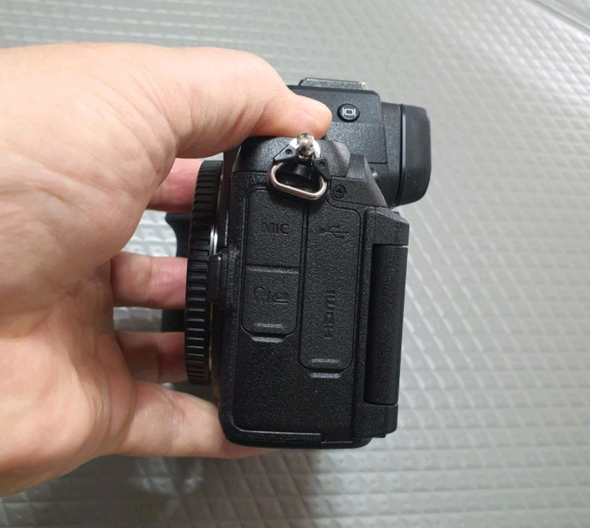 니콘 z5ii 바디 풀셋 이미지