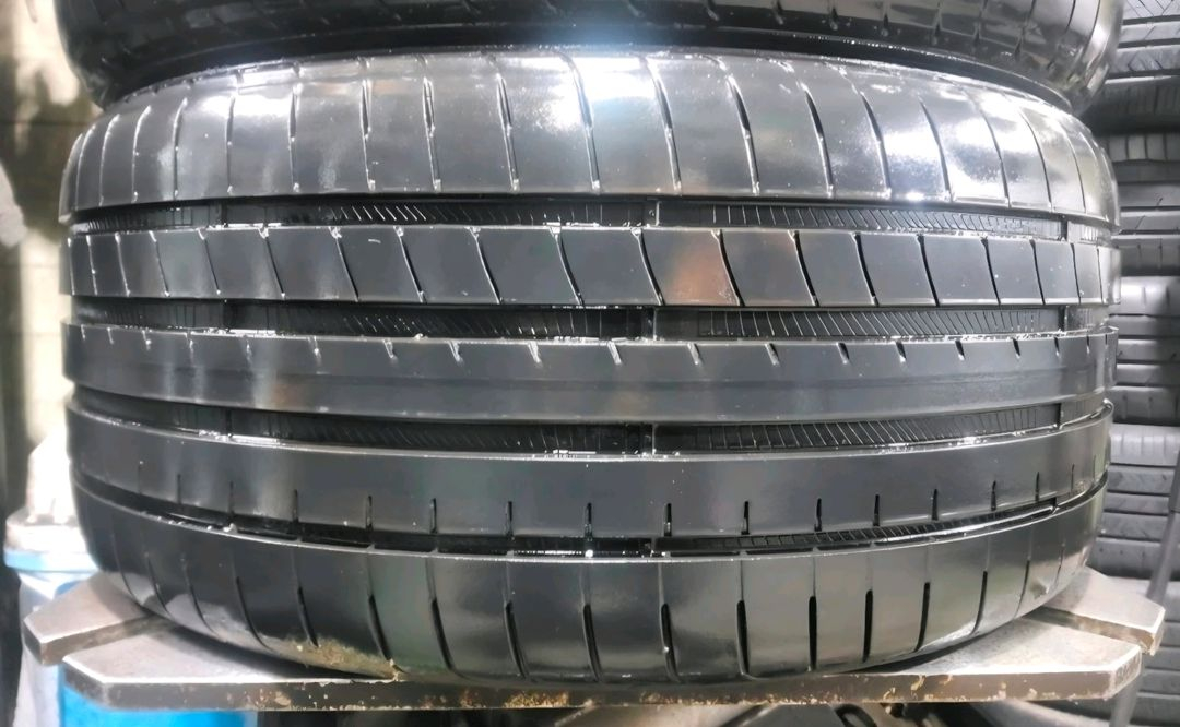 255 35 19 굿이어 중고타이어 이미지