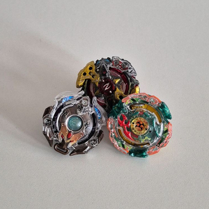 베이블레이드 갤럭시 제우스 + 매드 미노보로스 + 가디언 케르베우스 이미지