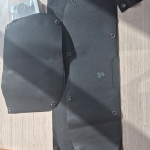 꼼지락 차박 레이용 햇빛가리개 이미지