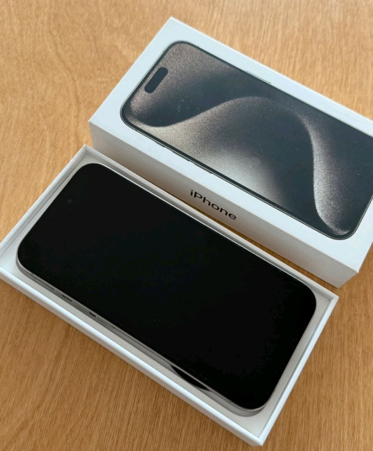 아이폰 15pro 실버 256GB 이미지