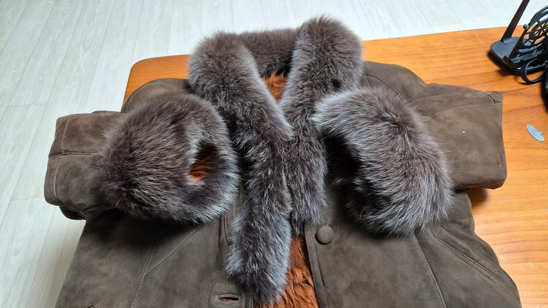 천연 양가죽/양털 100% + 리얼 폭스퍼 중기장 무스탕 (상태 최상) 이미지