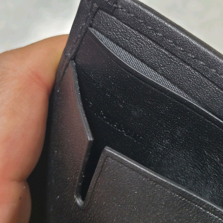 정품 투미 블랙 명함 지갑 이미지