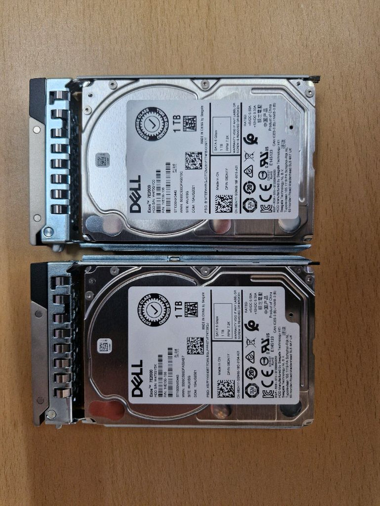 델 서버용 1TB SATA 2.5인치 HDD 팝니다 이미지