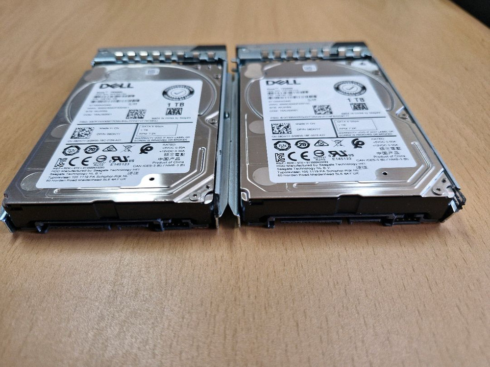델 서버용 1TB SATA 2.5인치 HDD 팝니다 이미지