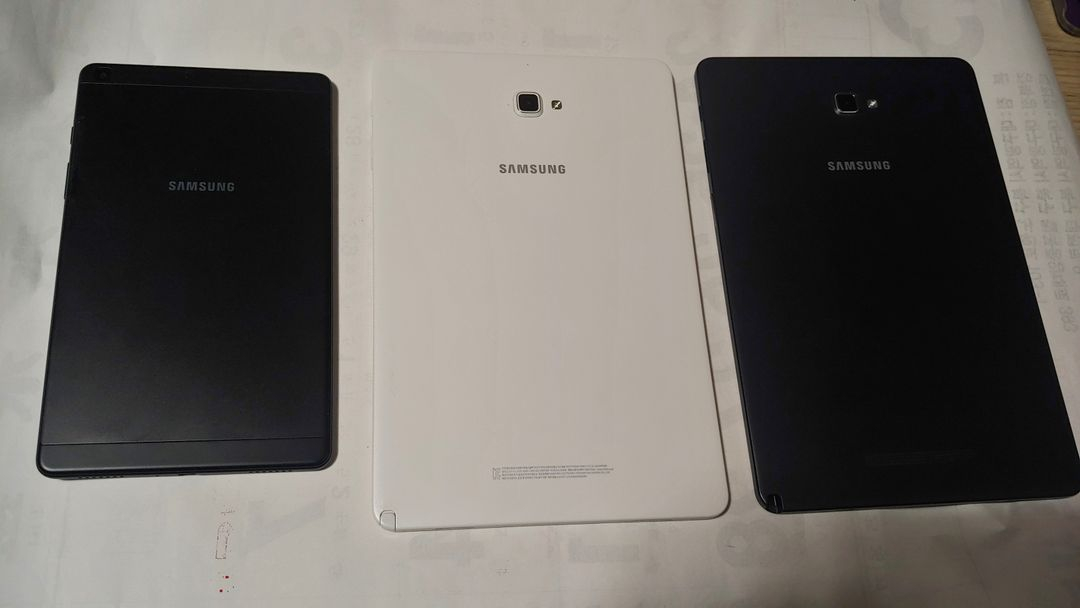 부품용 갤럭시패드 3종 (SM-T290,P580) 팝니다.(파손,재설정) 이미지