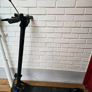 아이나비 스포츠 로드기어 CT 전동킥보드 이미지
