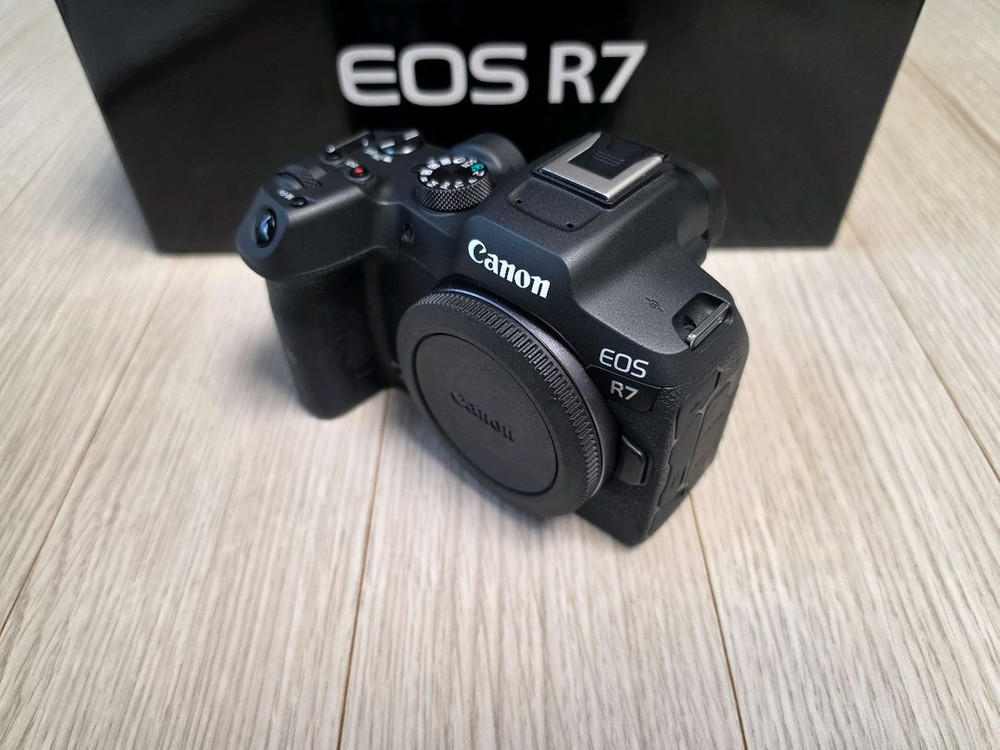 캐논 정품 eos r7 상태좋은 바디 판매합니다 이미지