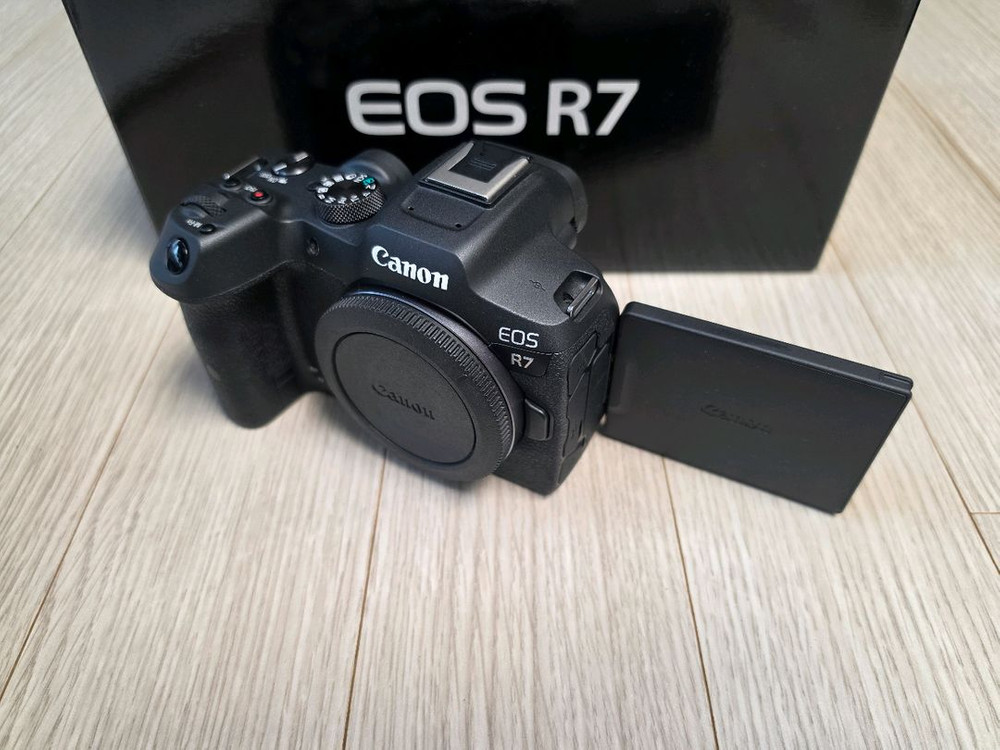 캐논 정품 eos r7 상태좋은 바디 판매합니다 이미지