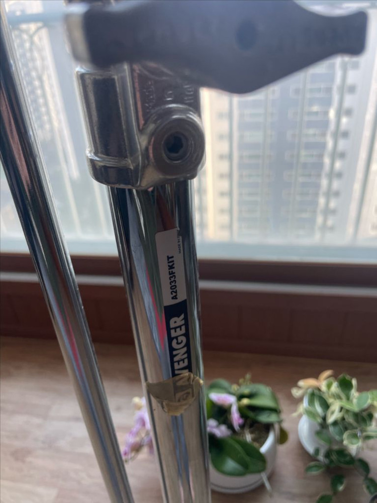 어벤저 2033f kit c스탠드 이미지