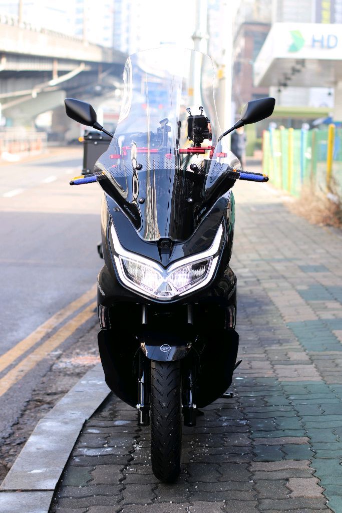 비에스테125 키웨이 2025년식 1260km 오토바이 판매합니다 이미지