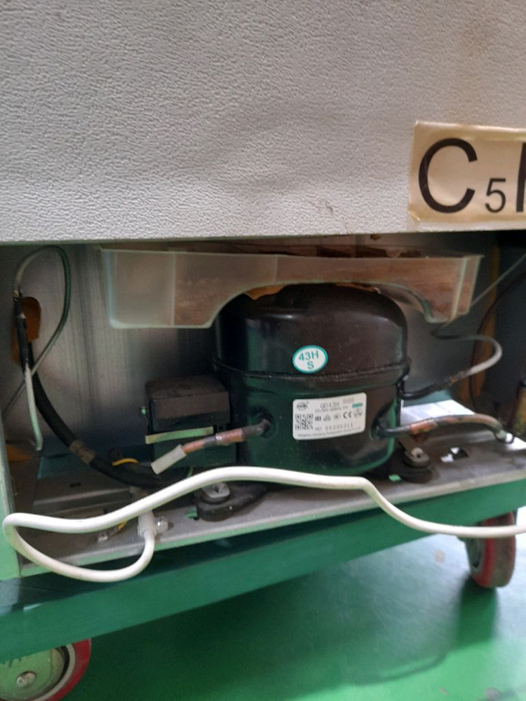 SK 매직 미니 소형 냉장고 RFG-KE095 블랙 냉장고 술장고 경기광주 이미지