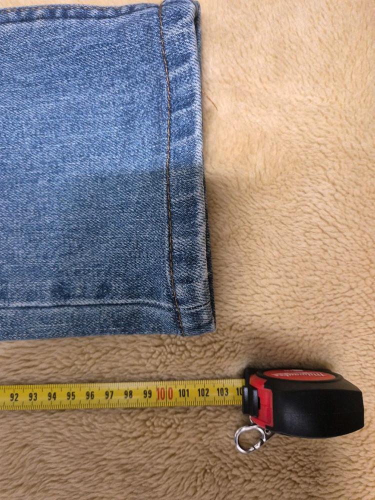 아페쎄(A.P.C.)의 쁘띠 스탠다드 진 29 판매합니다 단시간 착용하고 거의 보관만 한 새것 같은 중고입니다 1호 이미지