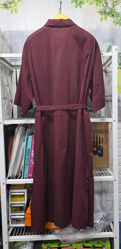 더캐시미어 셔츠형 반팔 롱원피스 55~66 와인 여름원피스 WM70 이미지