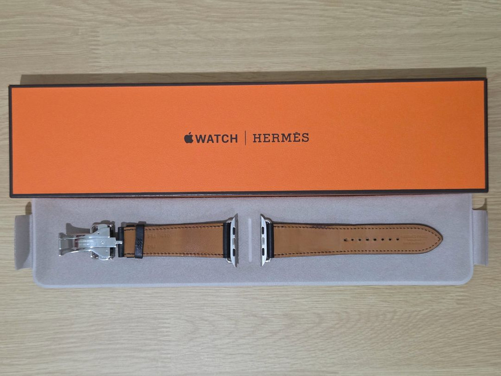 애플워치 에르메스 가죽 스트랩 3종 (44-49mm용) 정품 이미지