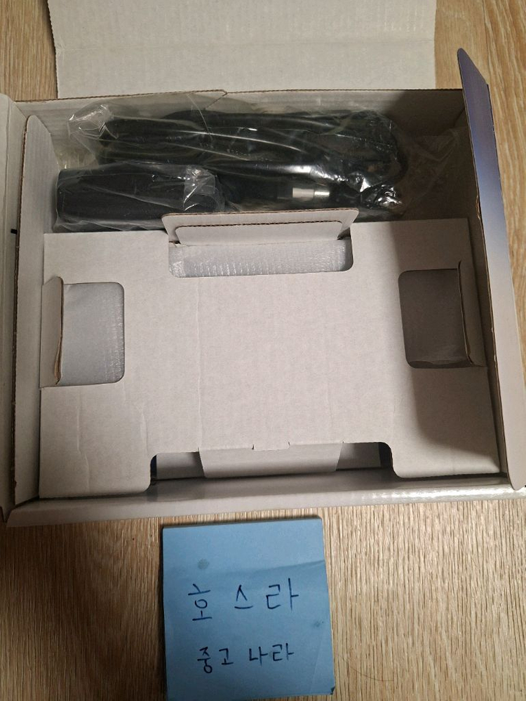 ps vita 2005 2세대 화이트 풀박스 순정 이미지