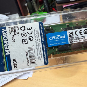 서버용 DDR4 메모리 32GB ECC 이미지