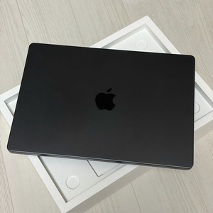 [S급] 맥북프로14 M4 기본형 스페이스블랙 영문 키보드 이미지