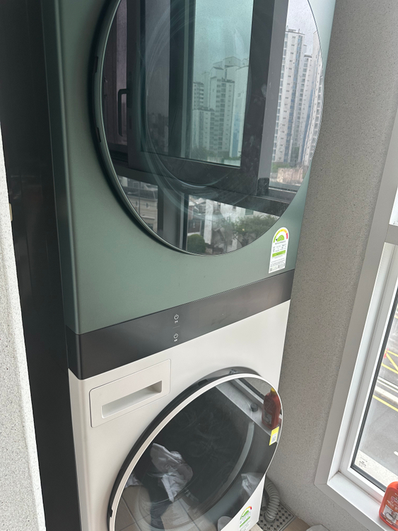 LG 트롬 오브제컬렉션 워시타워 세탁기+건조기 일체형 이미지