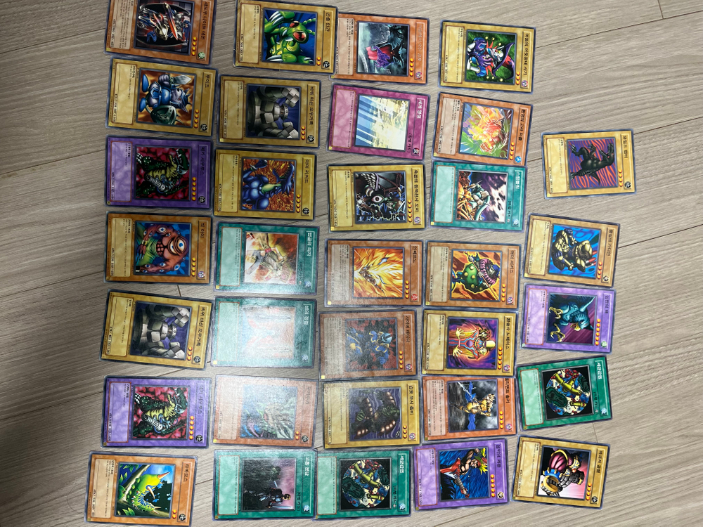 유희왕카드 초판본 팝니당 이미지