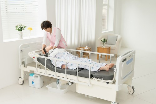 복합형 전동식 의료용 침대 (MH 22323) (수동식 정형용 운동장치 포함) 이미지