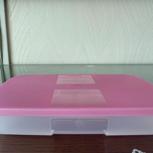 [새상품] 타파웨어 핑크 직사각형 반찬통 밀폐용기 이미지