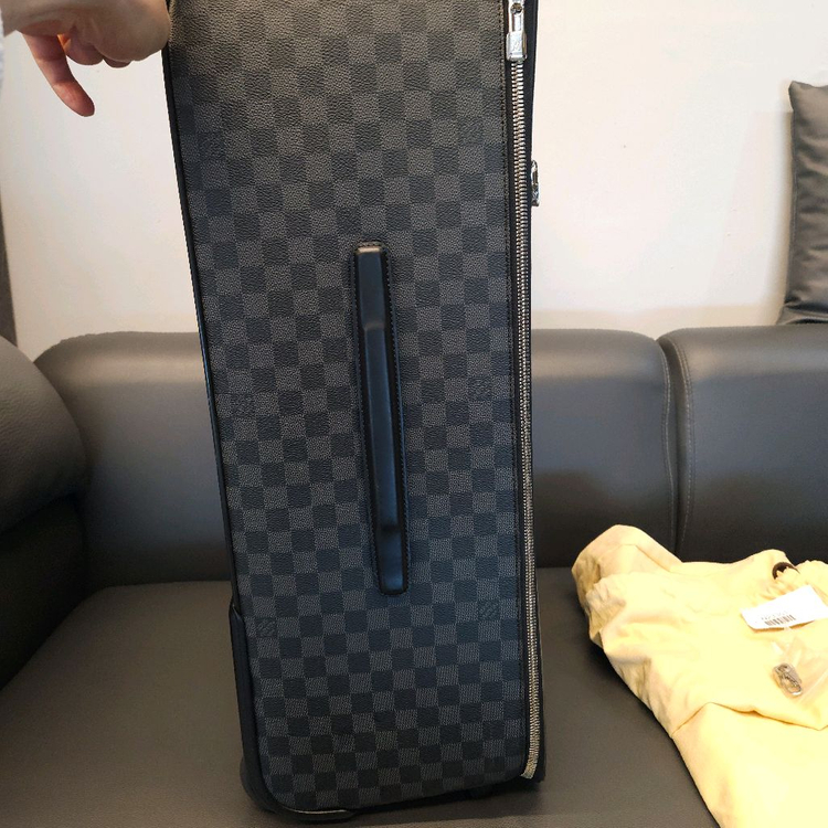 루이비통여행가방 페가세 케리어 65 그라피트 이미지