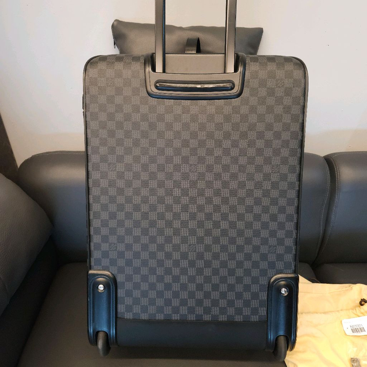 루이비통여행가방 페가세 케리어 65 그라피트 이미지