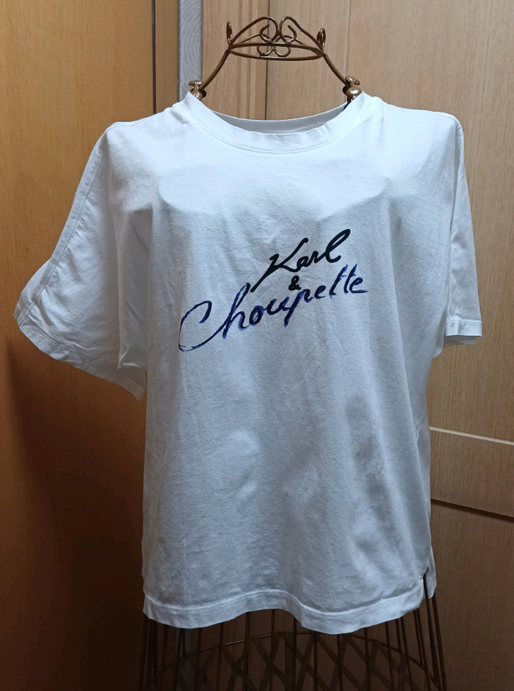 칼 라거펠트 화이트 반팔티 44사이즈 KARL LAGERFELD 이미지