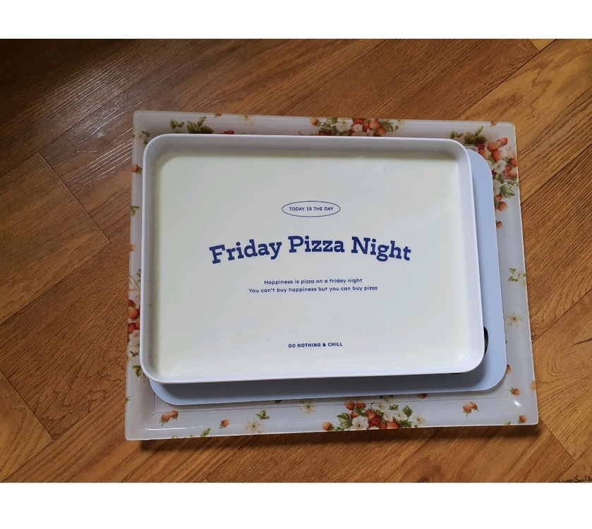 쟁반2개+도마4개 깔끔하고 위생적임 전부합 저렴하게 1만원 이미지