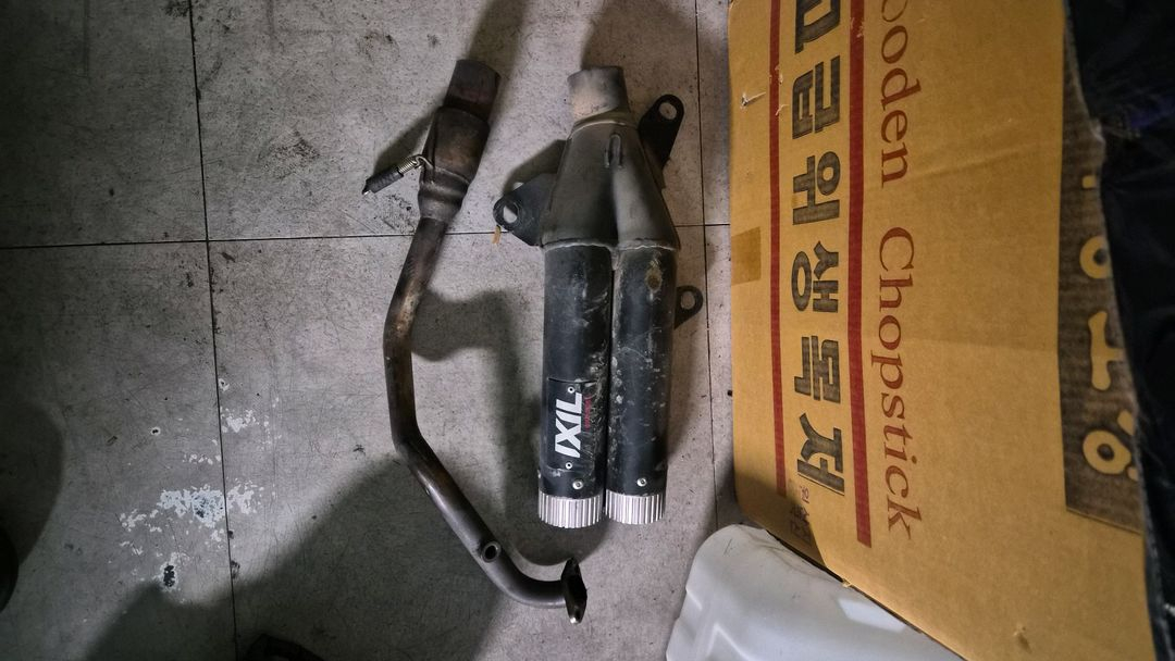 IXIL 듀얼 머플러(PCX125 22년식) 이미지