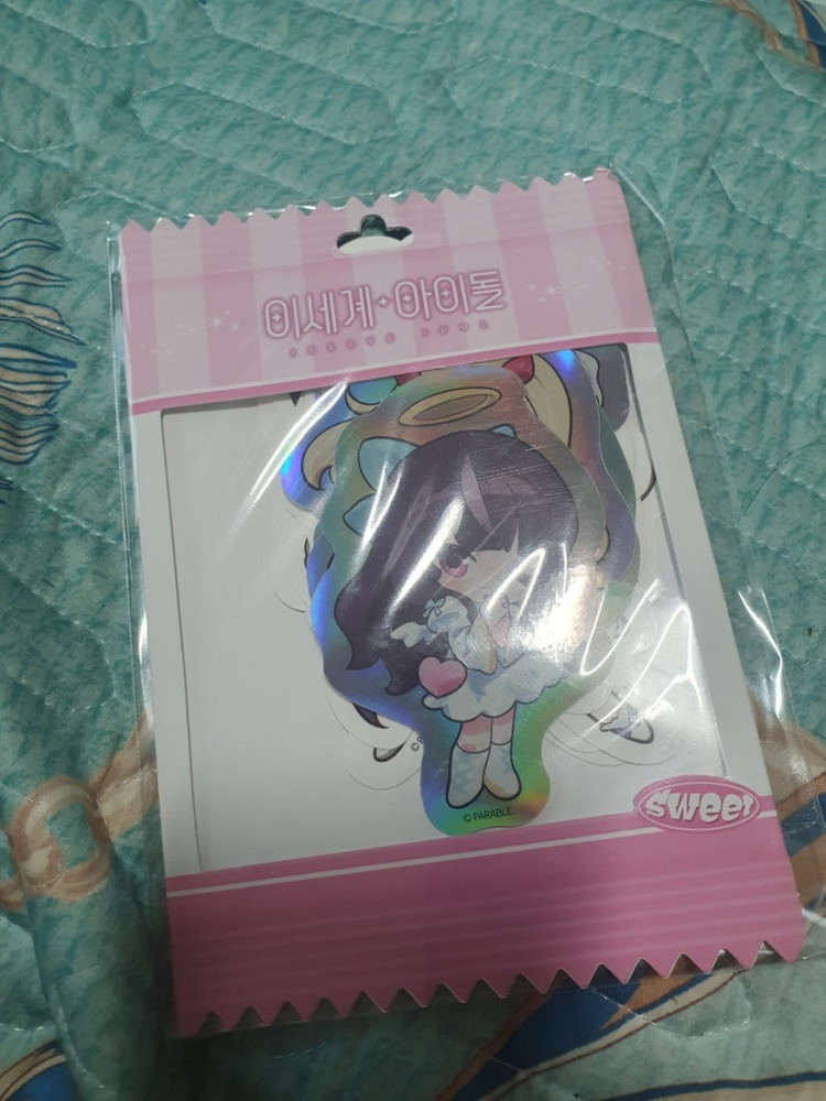 이세계 아이돌 팝업스토어 굿즈 이미지